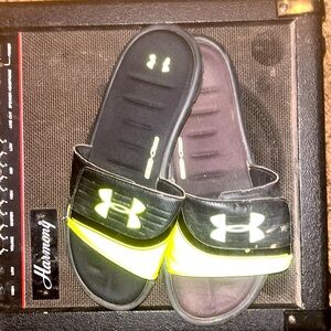 Under armor, slip on sandals, black and lime green men’s size 11